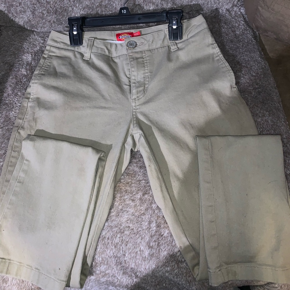 Dickie’s Khakis w/ front and back pockets